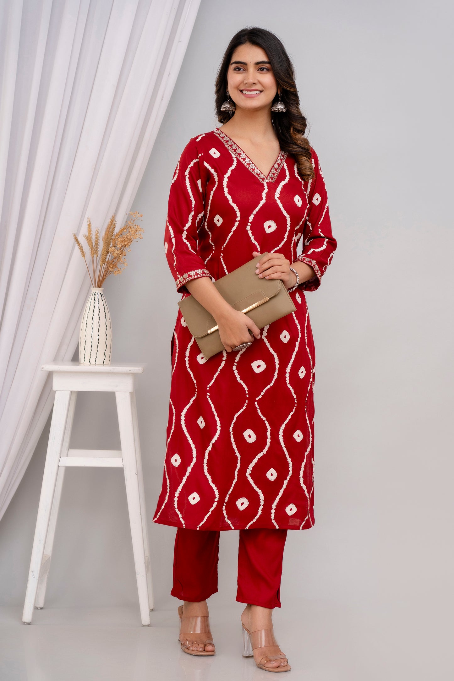 Maroon Lehriya Printed Women Embroidered V neck Staright Kurta Set