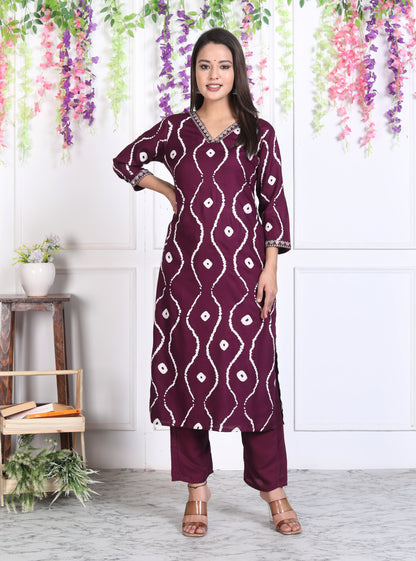 Wine Lehriya Printed Women Embroidered V neck Staright Kurta