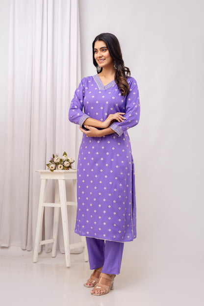 Embroidered V Neck Women Straight Rayon Kurta Set