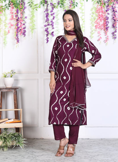 Wine Lehriya Printed Women Embroidered V neck Staright Kurta Pant and Dupatta Set
