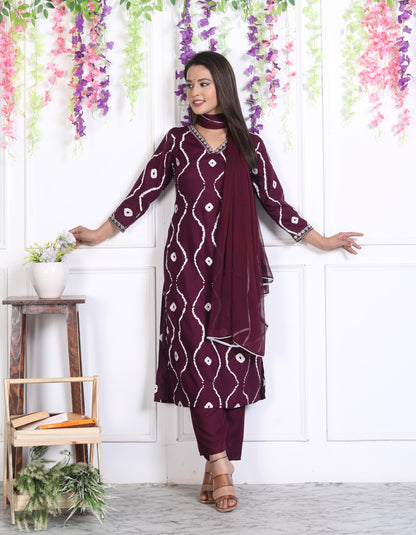 Wine Lehriya Printed Women Embroidered V neck Staright Kurta Pant and Dupatta Set