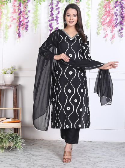 Black Lehriya Printed Women Embroidered V neck Staright Kurta Pant and Dupatta Set