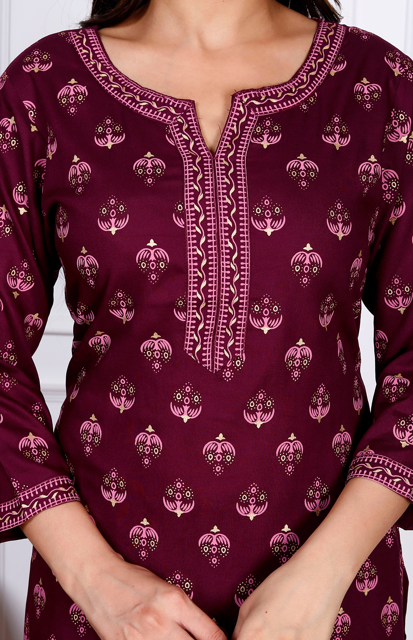 Wine Rayon Printed Women Round Neck Straight Kurta