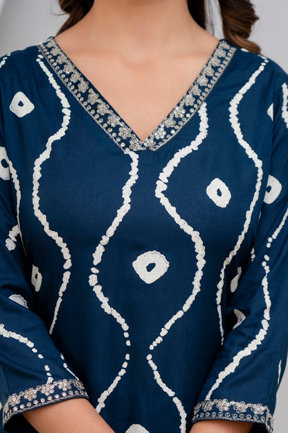 Teal Lehriya Printed Women Embroidered V neck Staright Kurta Set