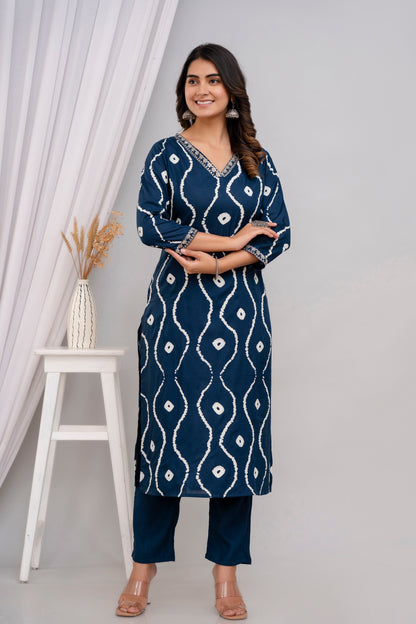 Teal Lehriya Printed Women Embroidered V neck Staright Kurta Set