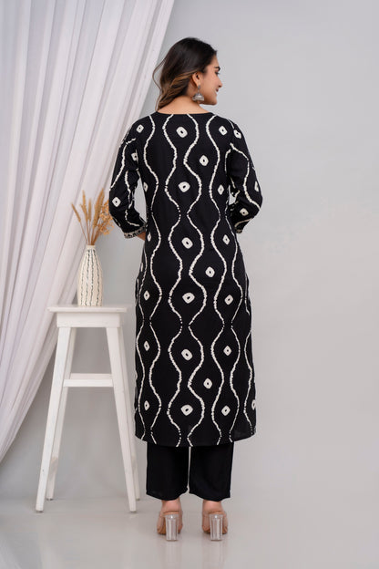 Black Lehriya Printed Women Embroidered V neck Staright Kurta Set