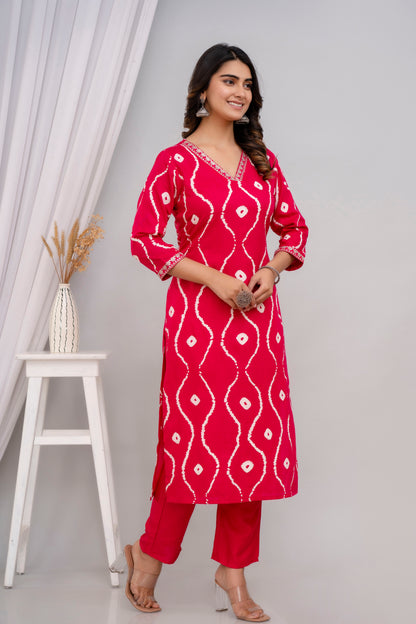 Pink Lehriya Printed Women Embroidered V neck Staright Kurta Set
