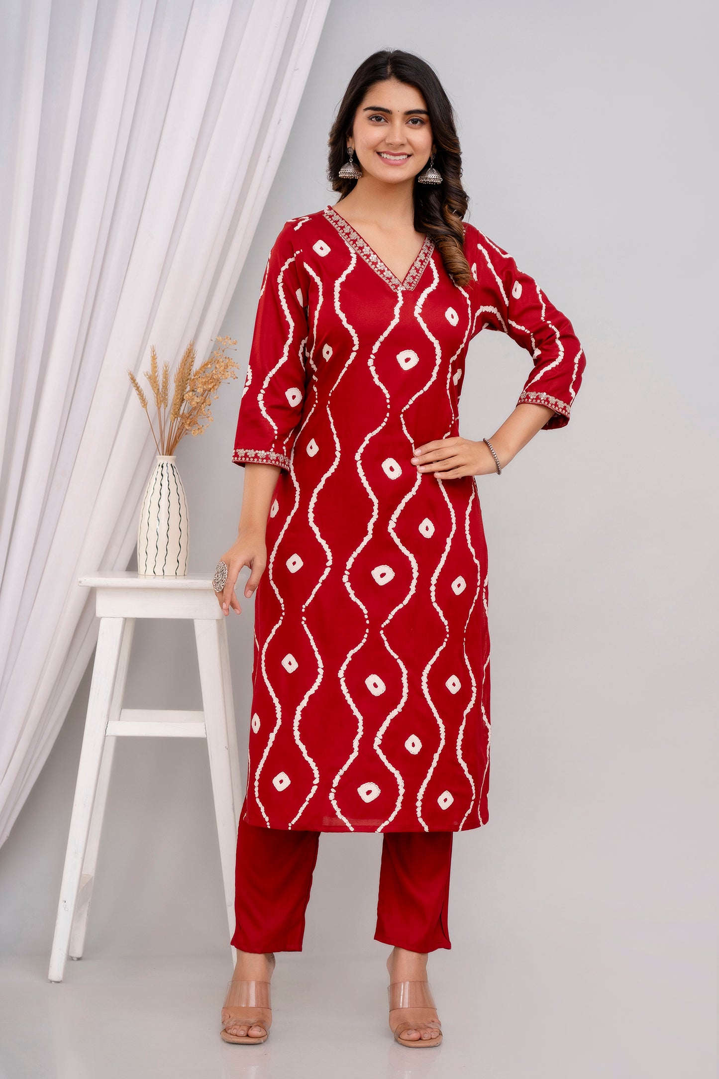 Maroon Lehriya Printed Women Embroidered V neck Staright Kurta Set