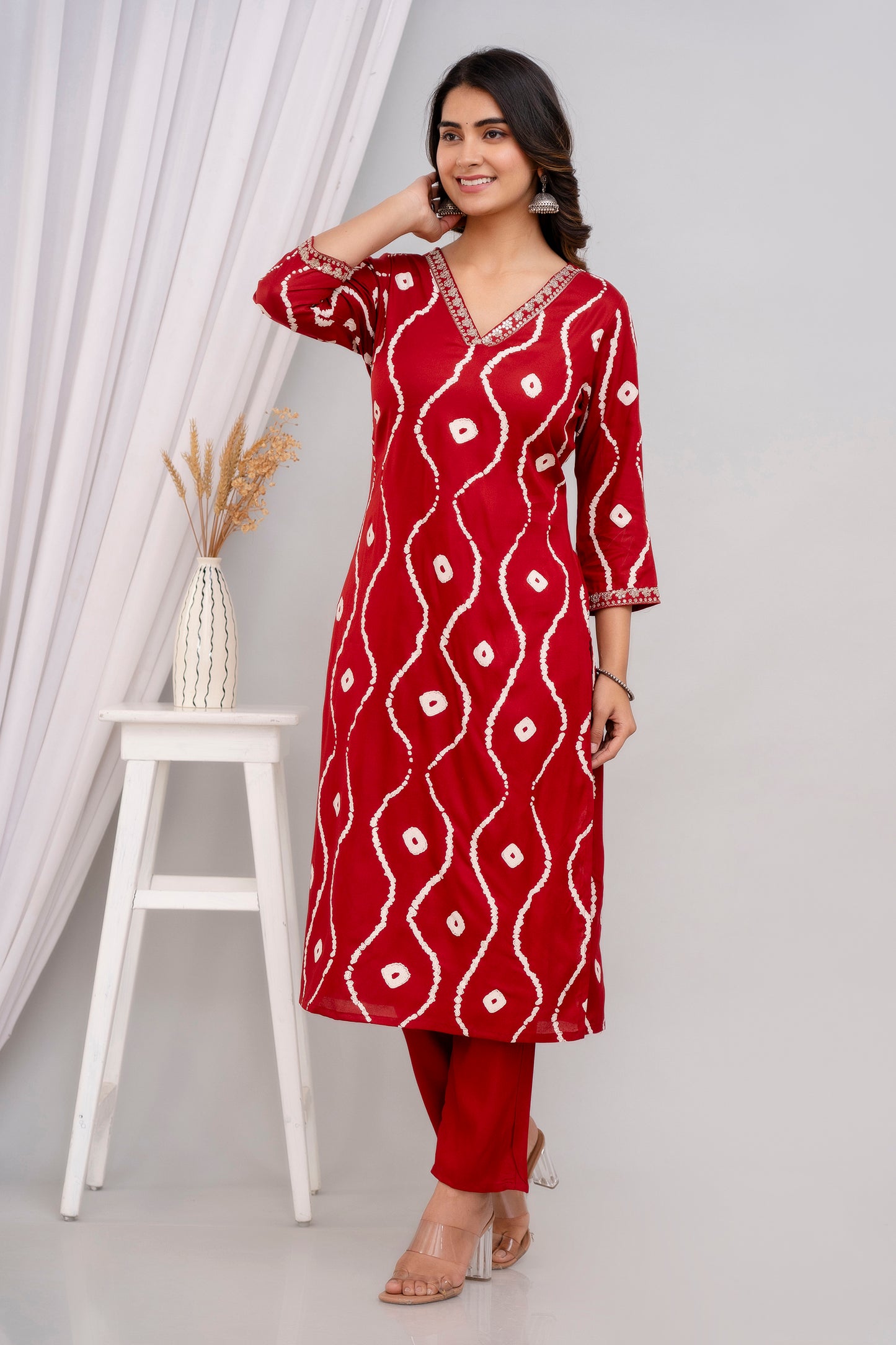 Maroon Lehriya Printed Women Embroidered V neck Staright Kurta Set