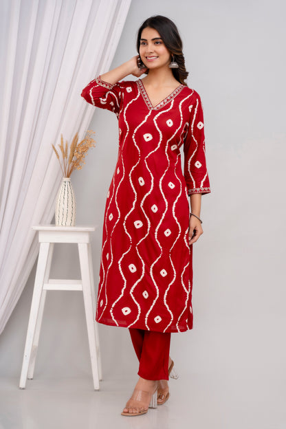 Maroon Lehriya Printed Women Embroidered V neck Staright Kurta Set