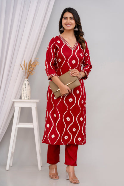 Maroon Lehriya Printed Women Embroidered V neck Staright Kurta Set