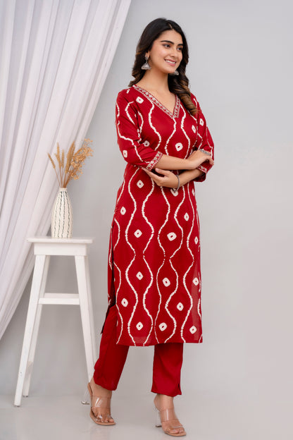 Maroon Lehriya Printed Women Embroidered V neck Staright Kurta Set