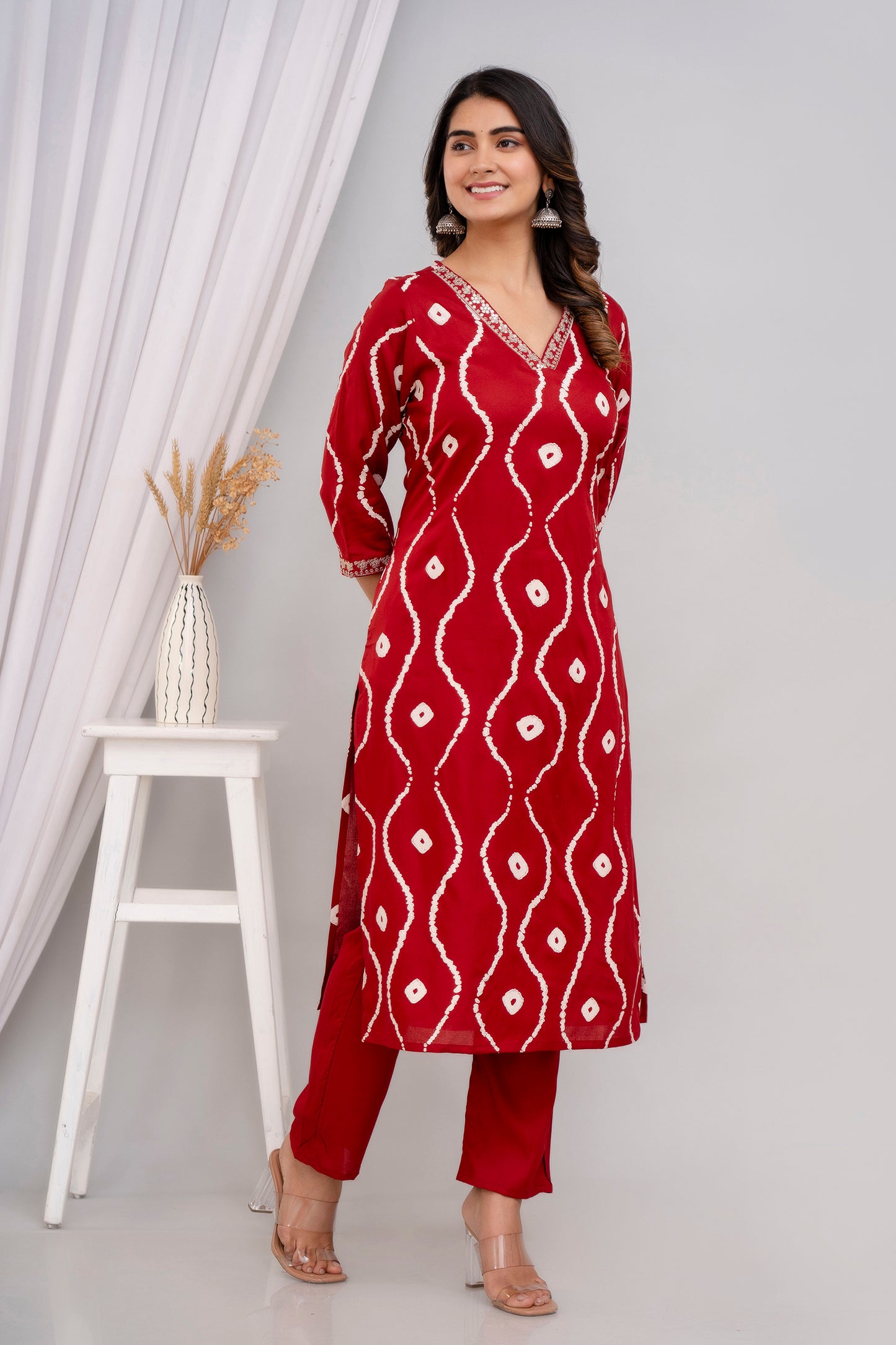 Maroon Lehriya Printed Women Embroidered V neck Staright Kurta Set