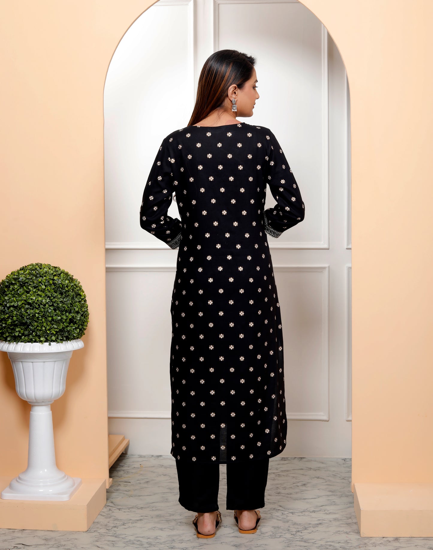 Black Embroidered V Neck Women Straight Rayon Kurta
